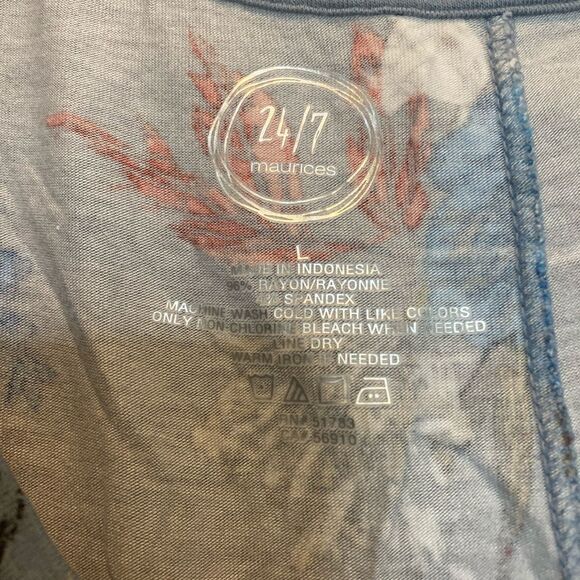 Maurice’s lightweight flower 🌸 tshirt size: L - Picture 4 of 4